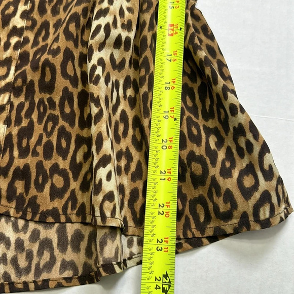 BCBG MaxAzria Women’s Size Small Cheetah Print Short Sleeve Top Cinched Waist - Picture 7 of 9